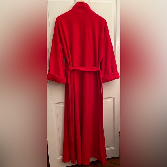 VTG dramatic Vanity Fair red robe medium - Picture 8 of 8